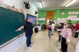 Sessió amb l'alumnat de 4t de la PIN per entendre com la respiració està relacionada amb les emocions.