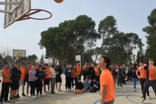Prova de bàsquet a la Ignatius Cup de secundària en el marc de la Setmana Ignasiana