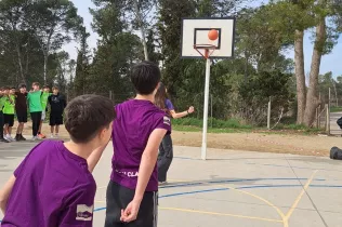 Prova de bàsquet a la Ignatius Cup de secundària en el marc de la Setmana Ignasiana