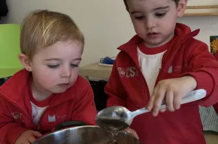 Llar infants Jesuïtes sarria sant ignasi pasqua