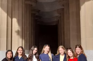 zone college internacional eso santignasi