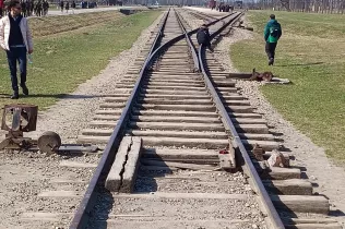 Experiència Pastoral de Sentit d'Auschwitz