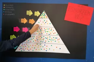 a2678bb6 47c7 48d4 b919 03c2476d4a95