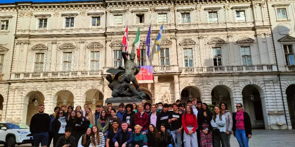 Alumnat de batxillerat de Jesuïtes Bellvitge d'Erasmus K229 