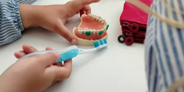 estudiants d'Higiene Bucodental van experimentar de primera mà el rol d'Educadors de Salut 