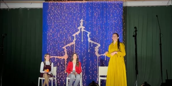 Alumnes de 4t ESO-TQE de l'assignatura de teatre a la Trobada d'Arts Escèniques i Música d'EDUCSI.