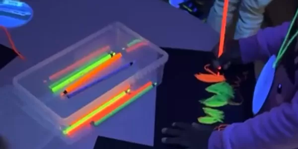 Racons interedats al MOPI - Taller de llums i ombres