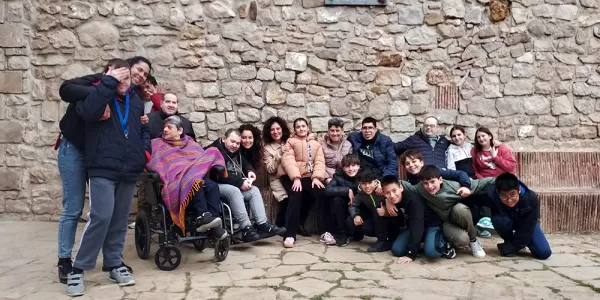 Jesuïtes Bellvitge amb el centre Pere Mata