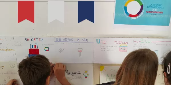 Mostra de paraules franceses organitzada per 5è i 6è de primària pel Dia Internacional de la Francofonia