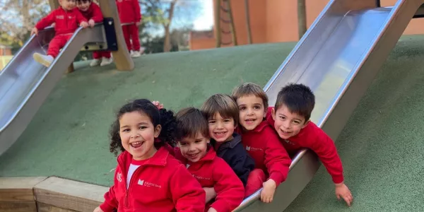 PATI-JOC-JESUITES-SARRIA-SANT-IGNASI-INFANTIL