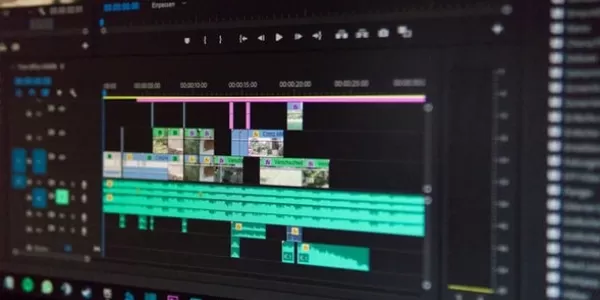 web cult audiov