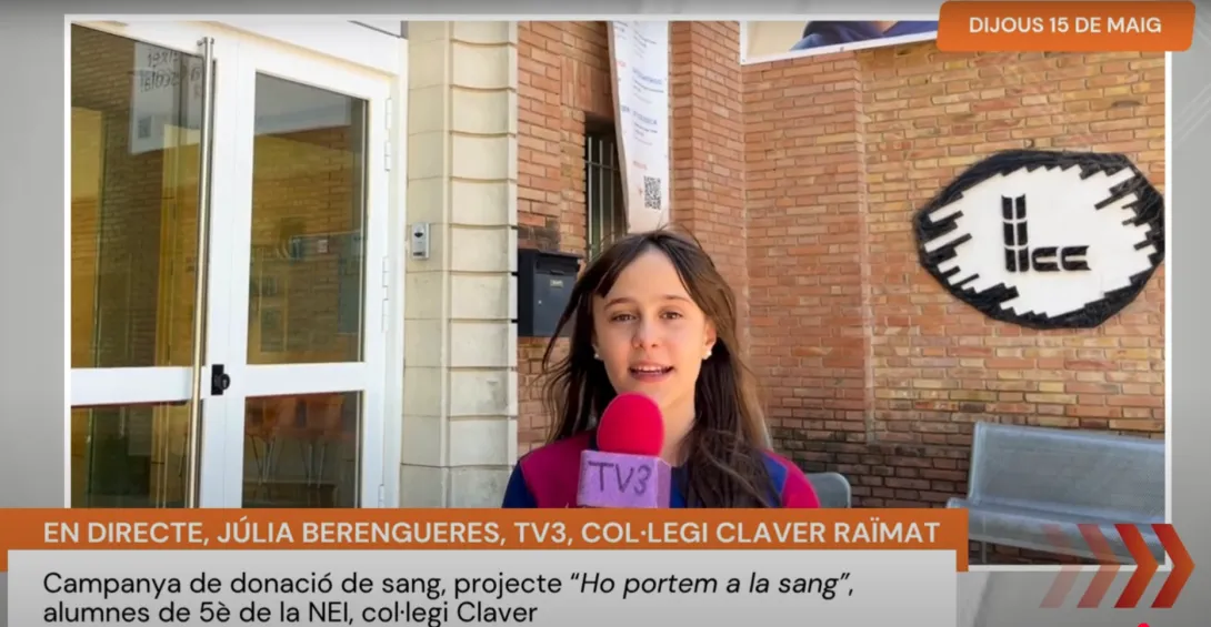Alumnesde 5è Primària-NEI fent promoció de la campanya de donació de sang de 5è de Primària-NEI amb un vídeo en format Telenotícies